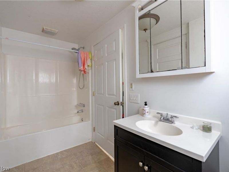 1841 S Freedom Avenue, Alliance, OH 44601 Photo 14