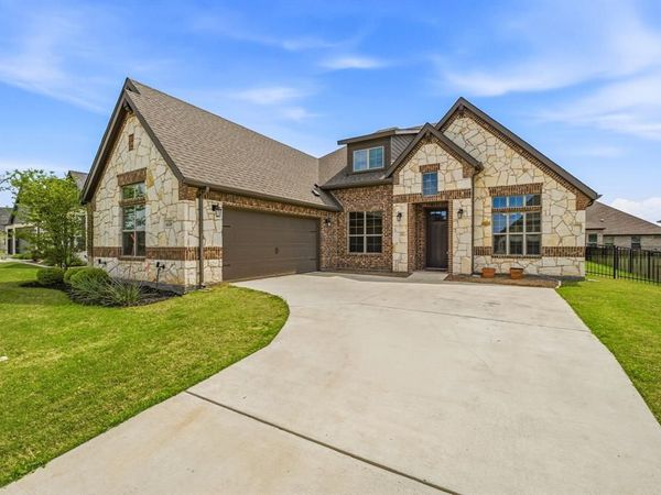1038 Mickelson Drive, Granbury, TX 76048