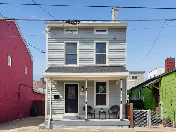 209 E 8th Street, Newport, KY 41071