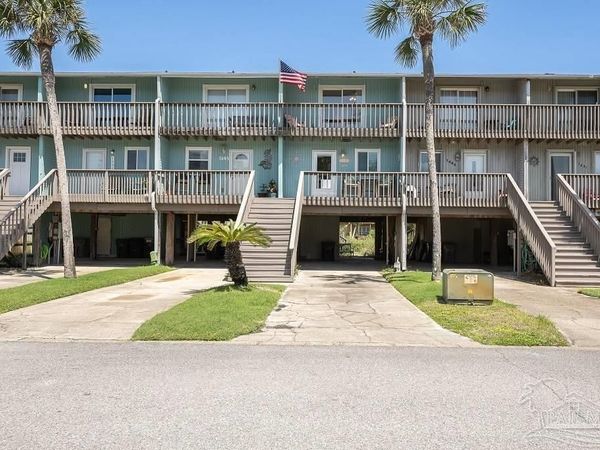 1687 Bulevar Mayor, Pensacola Beach, FL 32561