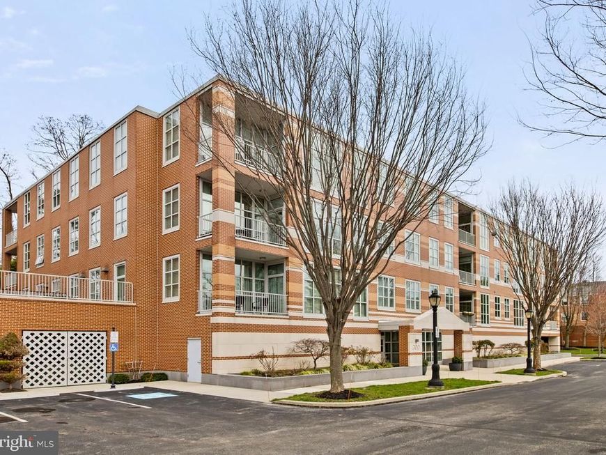 300 Iron Works Way , Unit #326, Wayne, PA 19087 Main Photo