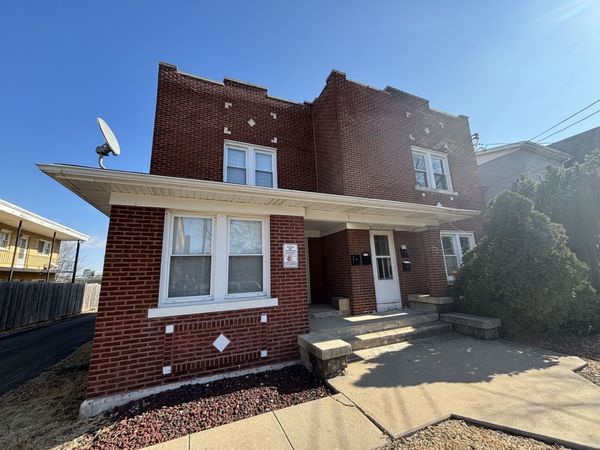 30 N Broadway Street , Joliet, IL 60435