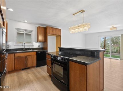 3325 Kings Row, Reno, NV 89503 Photo