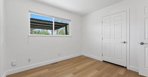 3325 Kings Row, Reno, NV 89503 Photo