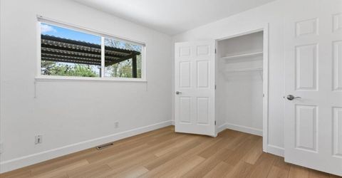 3325 Kings Row, Reno, NV 89503 Photo