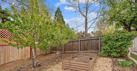 3325 Kings Row, Reno, NV 89503 Photo