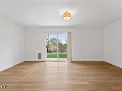 3325 Kings Row, Reno, NV 89503 Photo