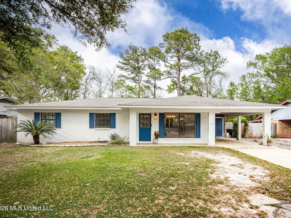 2808 Lawnwood Drive, Ocean Springs, MS 39564