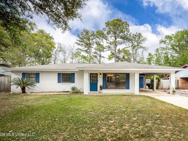2808 Lawnwood Drive, Ocean Springs, MS 39564