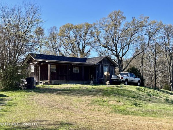 14211 Brownsferry Road, Sarah, MS 38665
