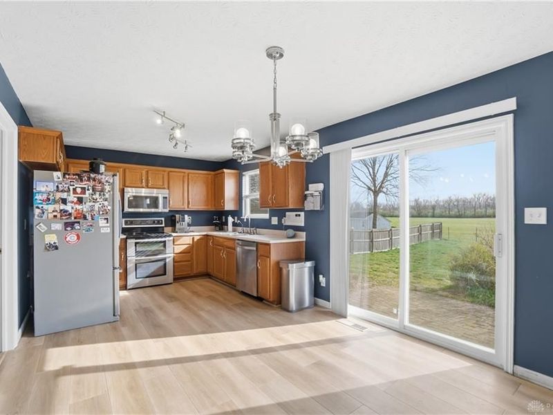 7276 Country Walk Drive, Franklin Township, OH 45005 Photo 9