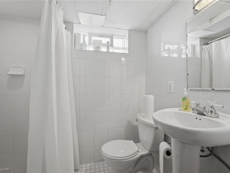 2679 Walnut Boulevard, Ashtabula, OH 44004 Photo 30