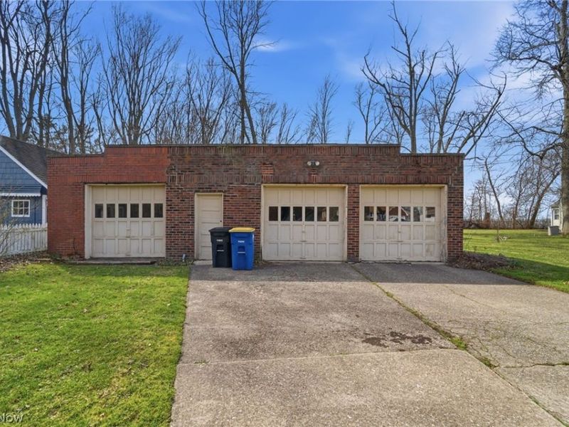 2679 Walnut Boulevard, Ashtabula, OH 44004 Photo 32