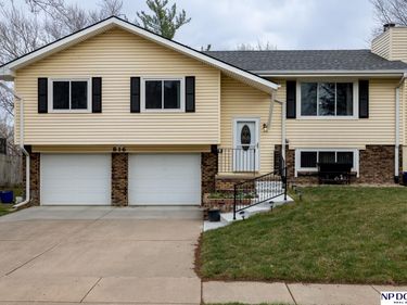 816 W Godfrey Drive, Lincoln, NE 68521