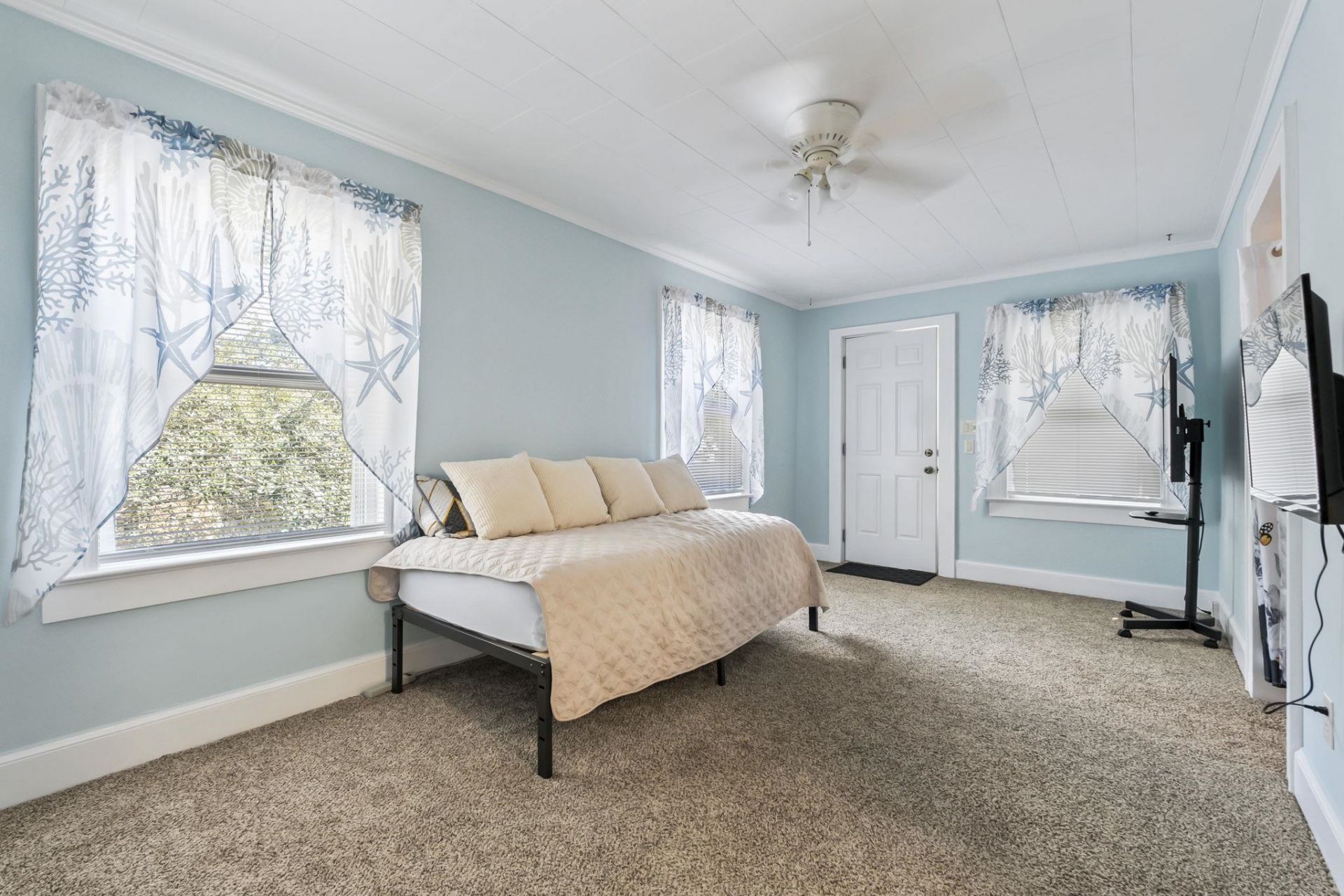 413 30th Ave. N Photo 31