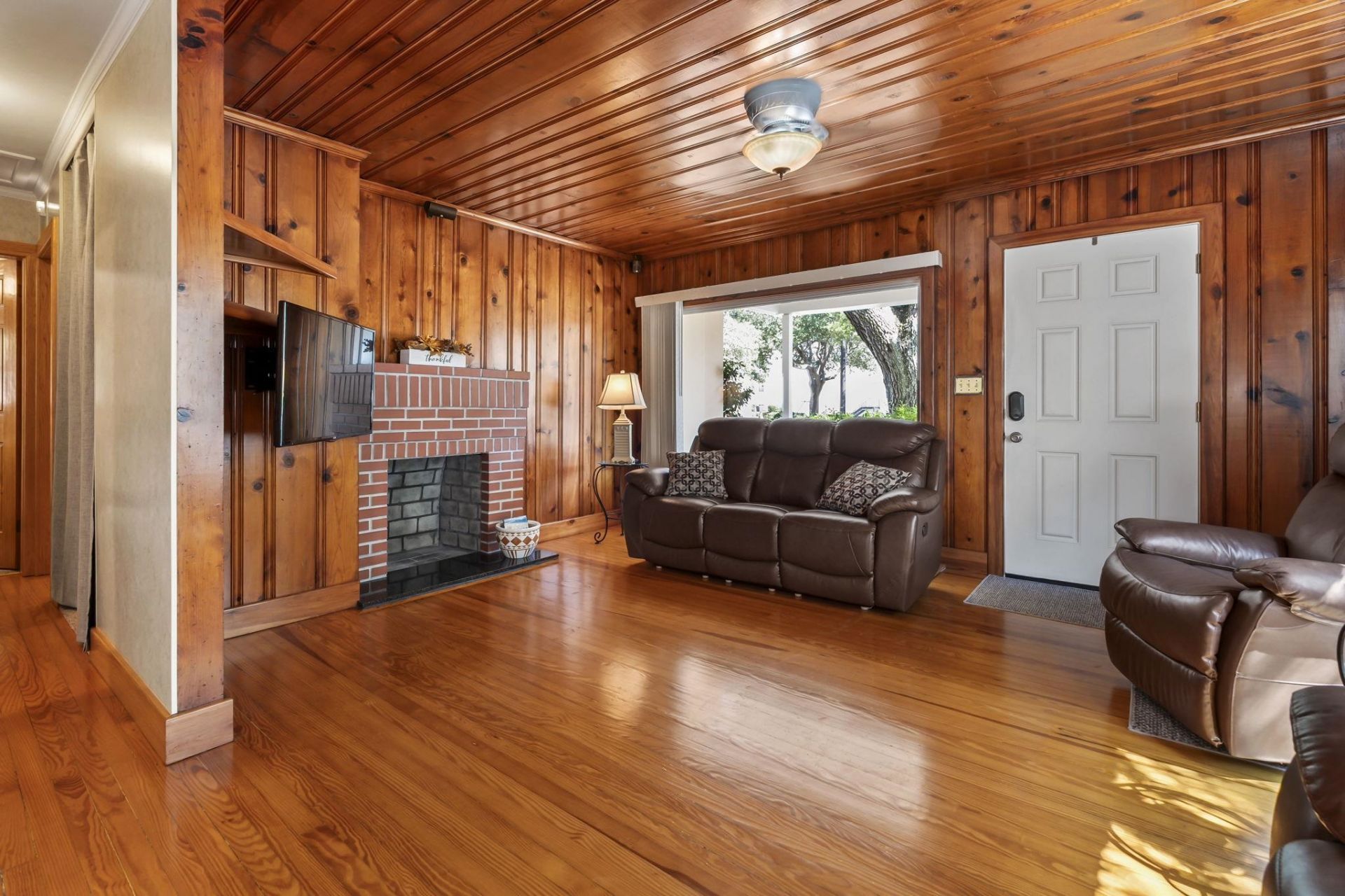 413 30th Ave. N Photo 5