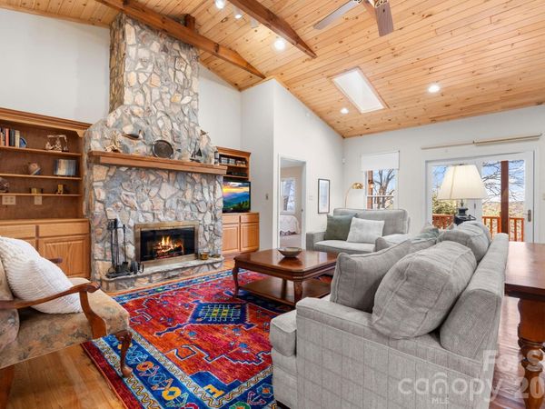 114 Little Sugar Lane , Unit 277, Sugar Mountain, NC 28604