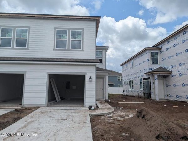 178 BRAZIL NUT Circle, Jacksonville, FL 32218