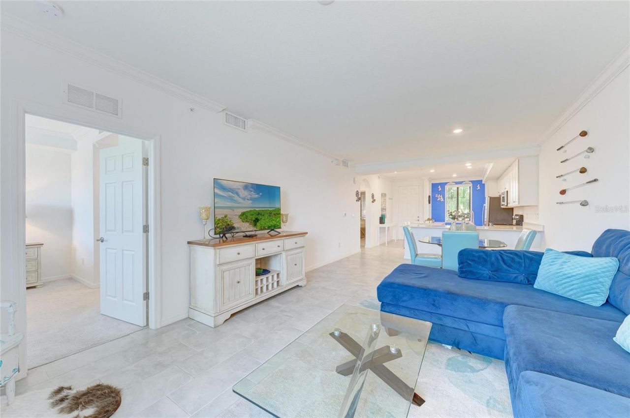 18114 Gawthrop Drive, Unit 204, Bradenton, FL 34211 Photo