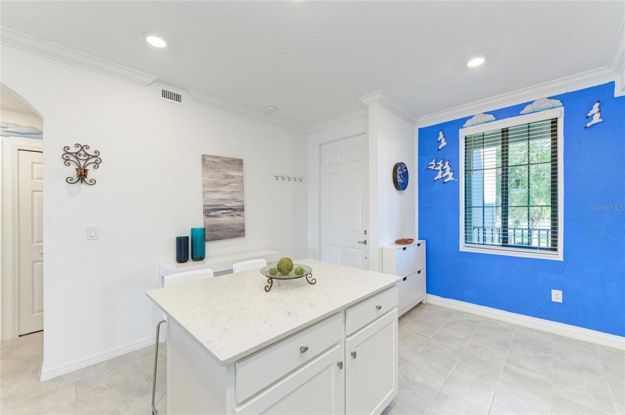 18114 Gawthrop Drive, Unit 204, Bradenton, FL 34211 Photo