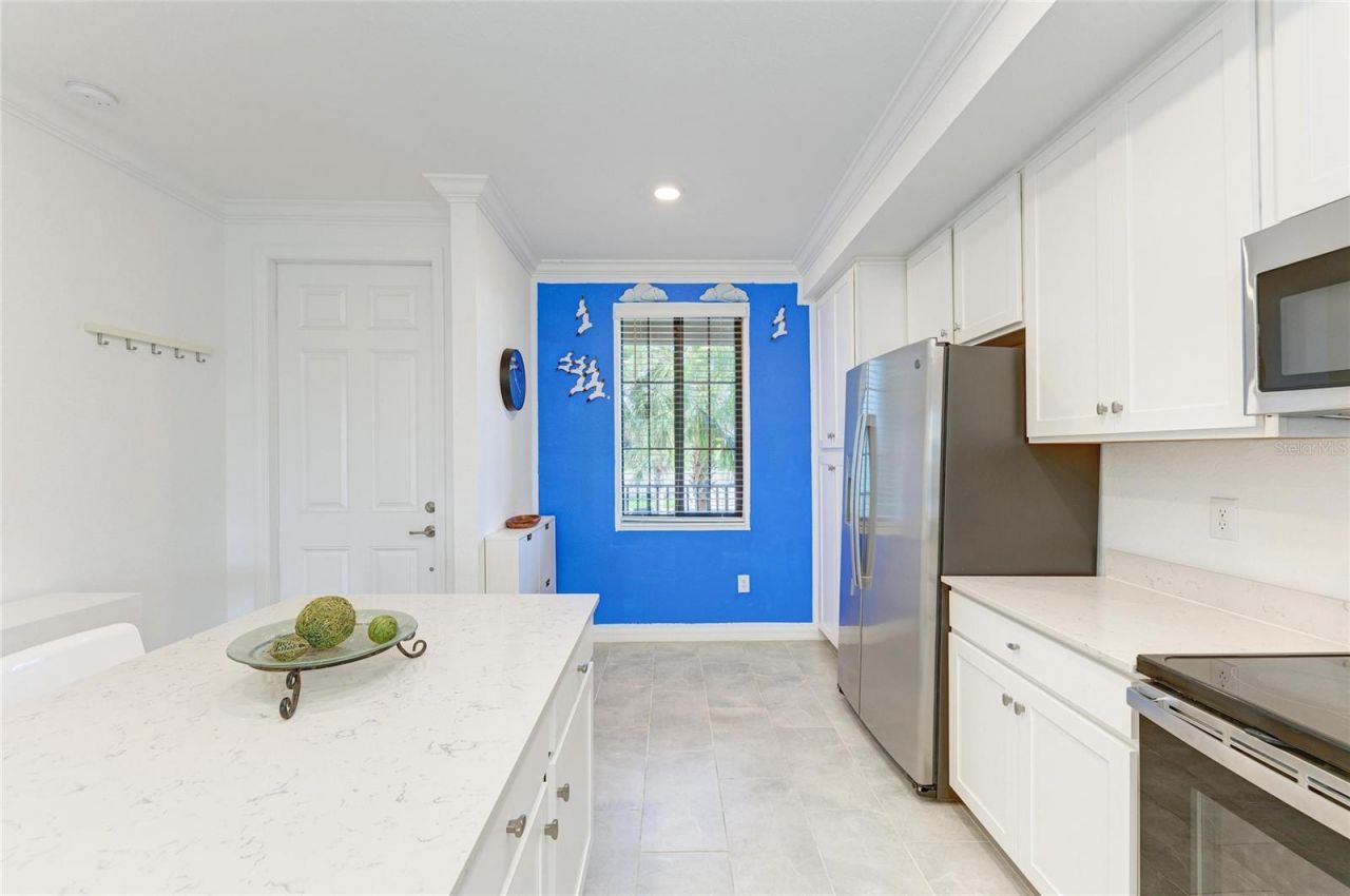 18114 Gawthrop Drive, Unit 204, Bradenton, FL 34211 Photo