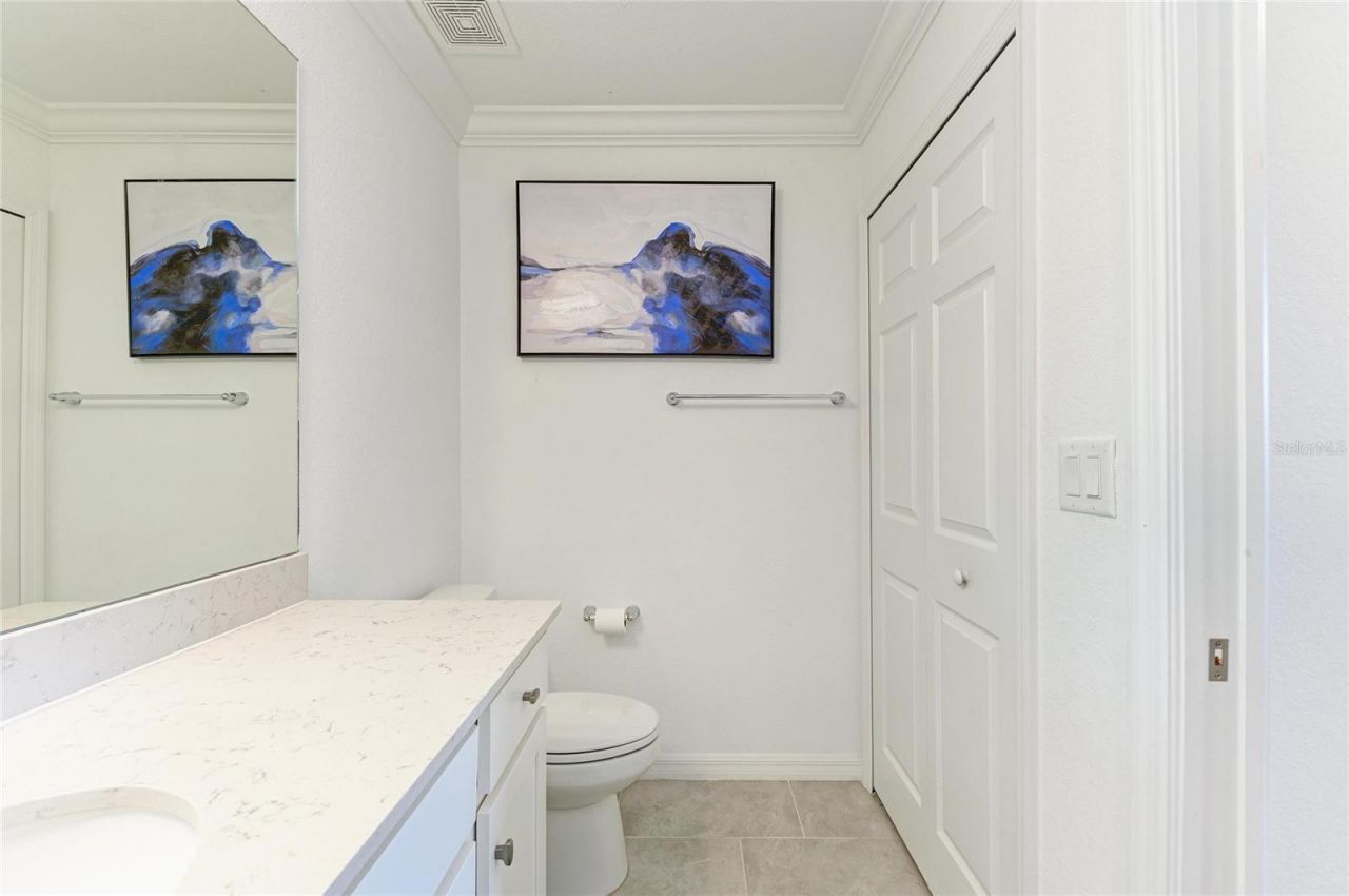 18114 Gawthrop Drive, Unit 204, Bradenton, FL 34211 Photo