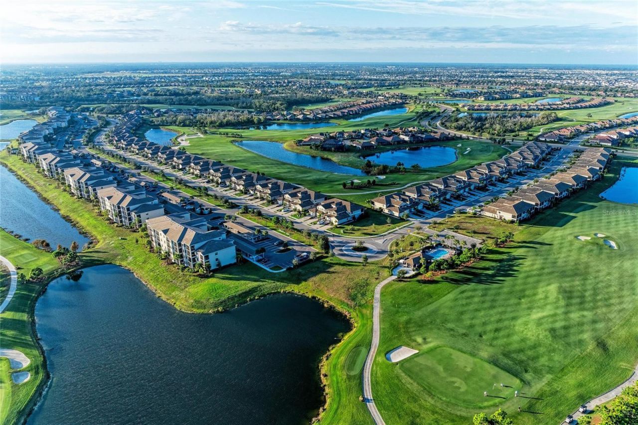 18114 Gawthrop Drive, Unit 204, Bradenton, FL 34211 Photo