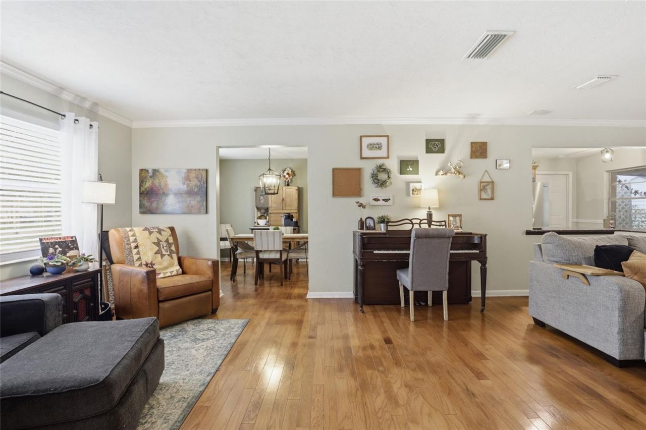 4731 NW 39th Street, Gainesville, FL 32606 Photo