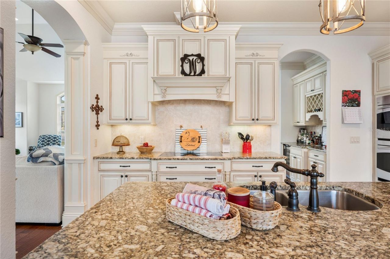 7535 Reflections Lake Drive, Lakeland, FL 33813 Photo