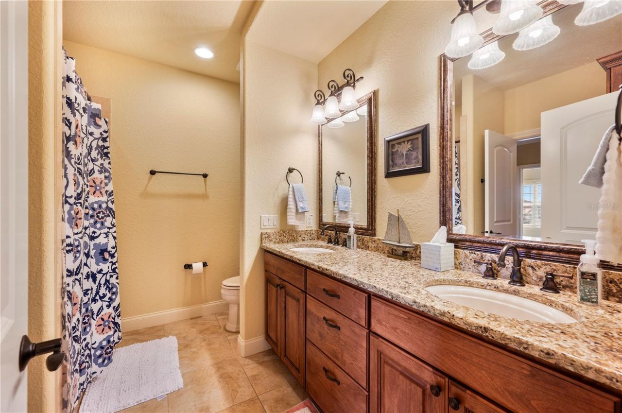 7535 Reflections Lake Drive, Lakeland, FL 33813 Photo