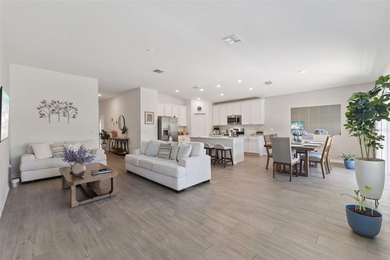 3963 Willowbrook Drive, Edgewater, FL 32141 Photo