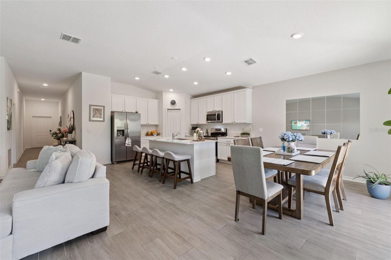 3963 Willowbrook Drive, Edgewater, FL 32141 Photo