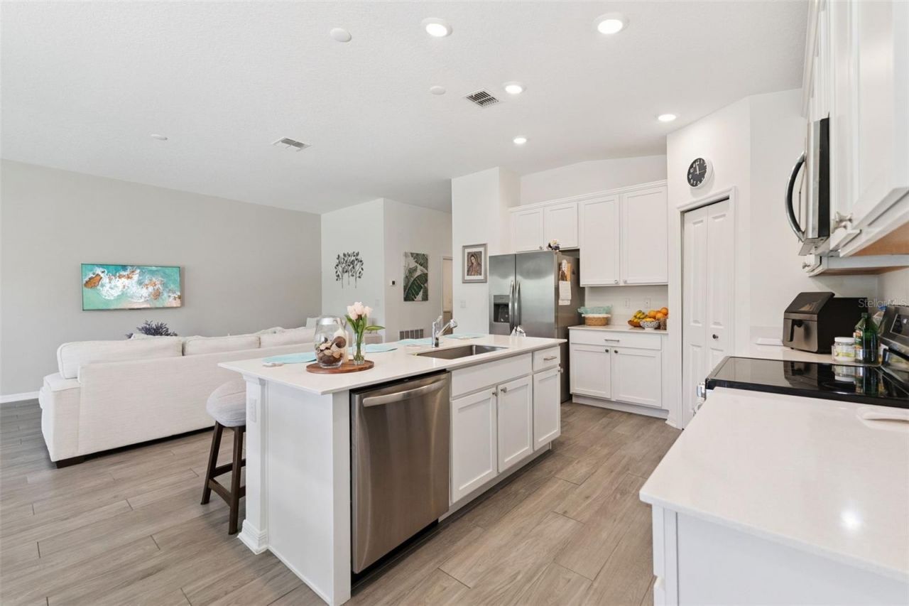 3963 Willowbrook Drive, Edgewater, FL 32141 Photo