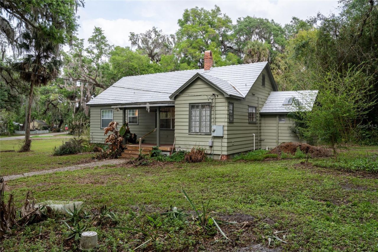 520 Desoto , De Leon Springs, FL 32130 Photo