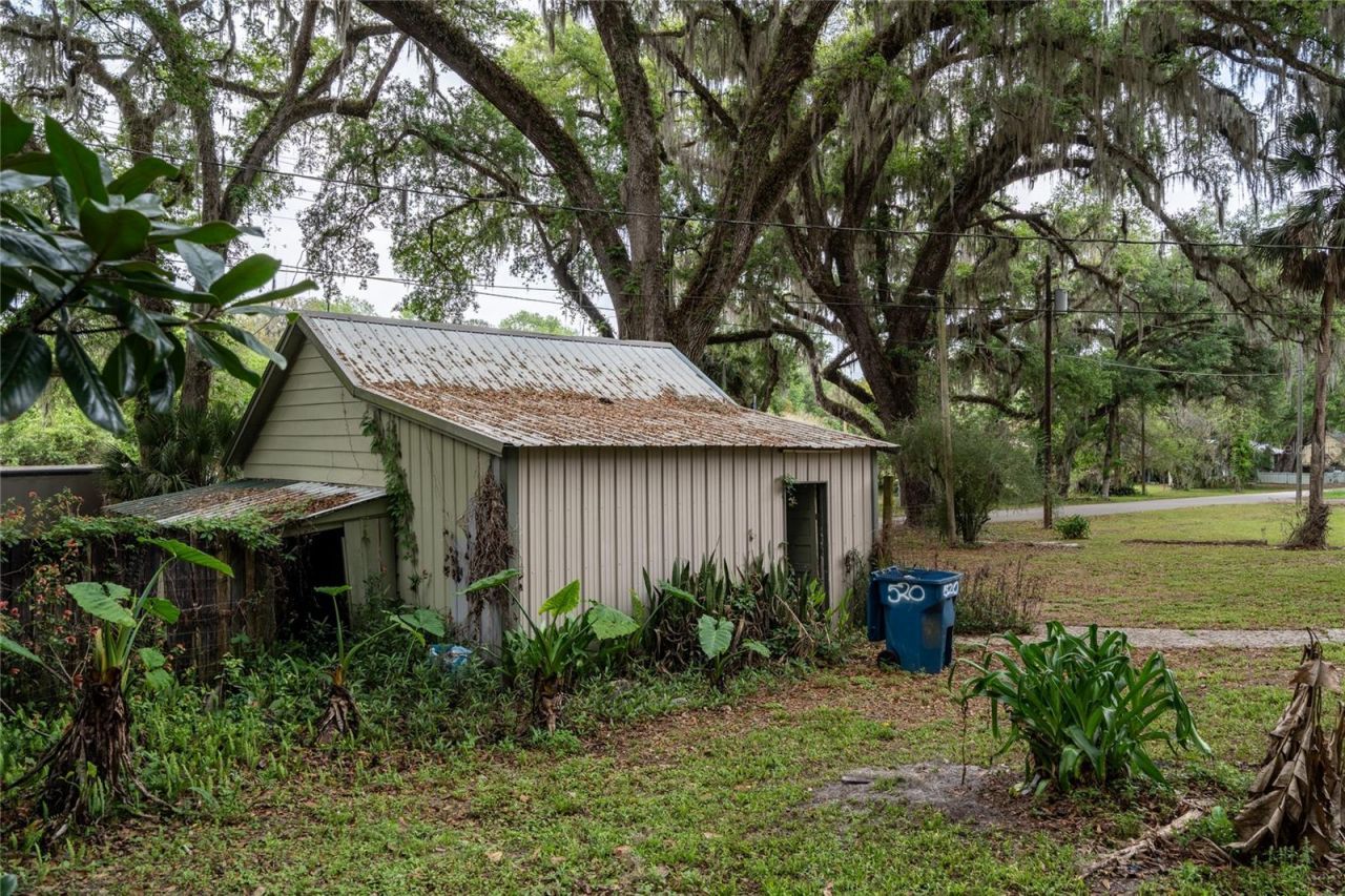 520 Desoto , De Leon Springs, FL 32130 Photo