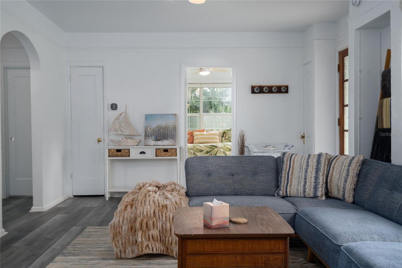 520 Desoto , De Leon Springs, FL 32130 Photo