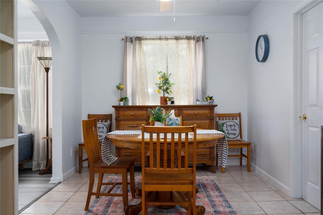 520 Desoto , De Leon Springs, FL 32130 Photo