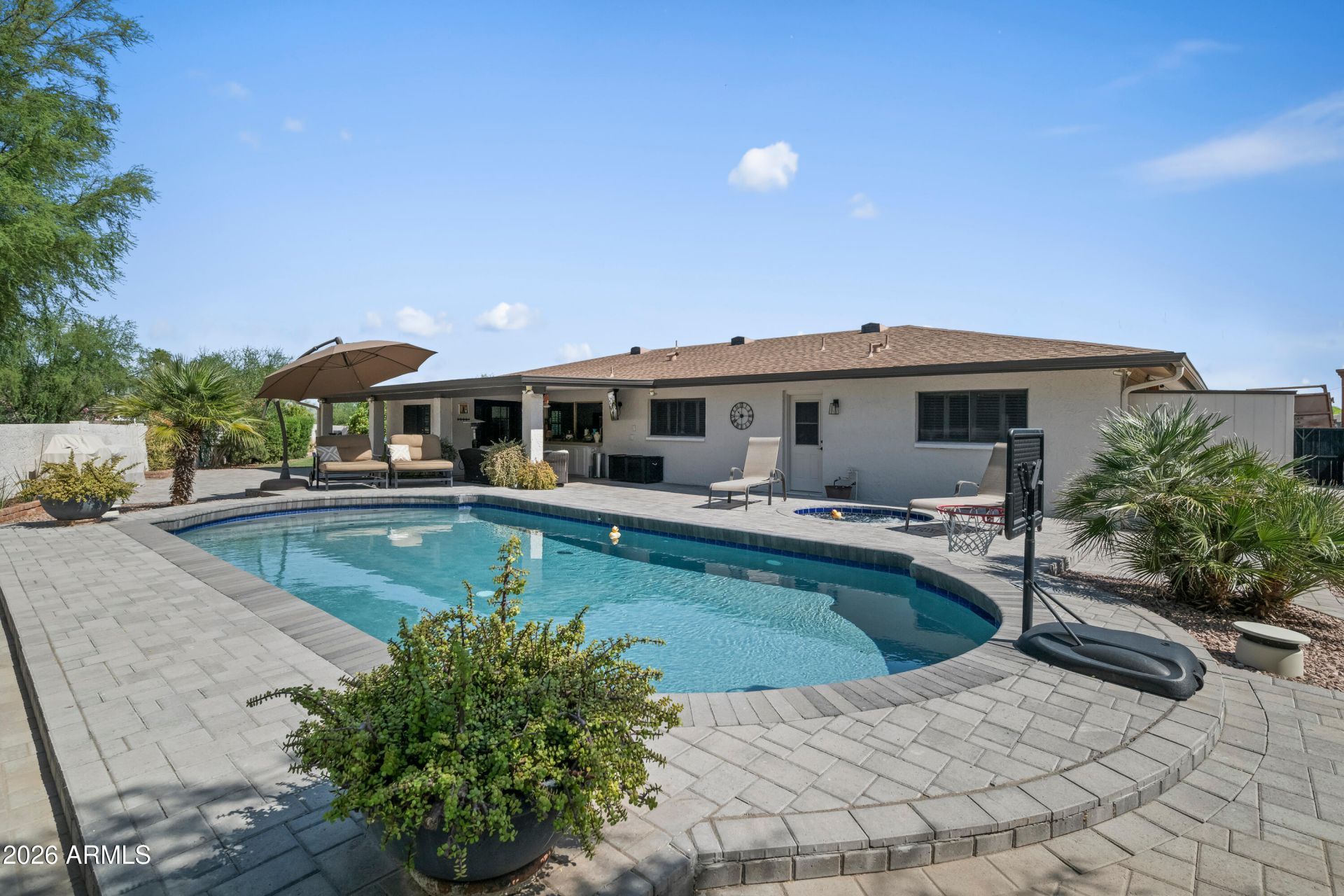 529 W Wood Drive, Phoenix, AZ 85029 Main Photo