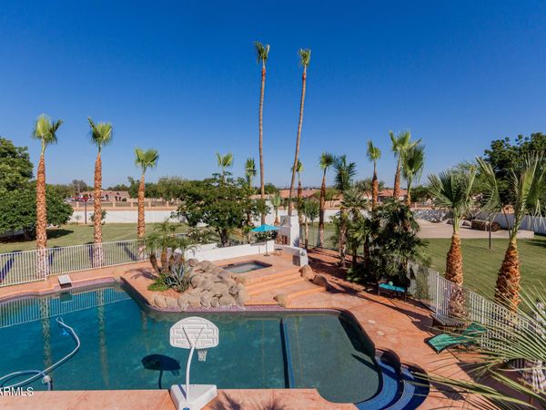 5237 N 106TH Avenue, Glendale, AZ 85307