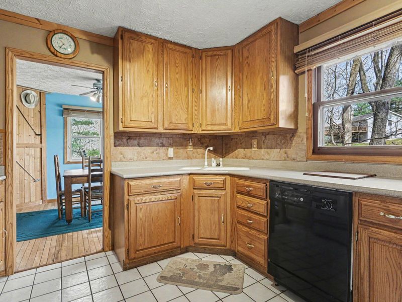 474 Natchez Lane, Sugar Grove, OH 43155 Photo 7