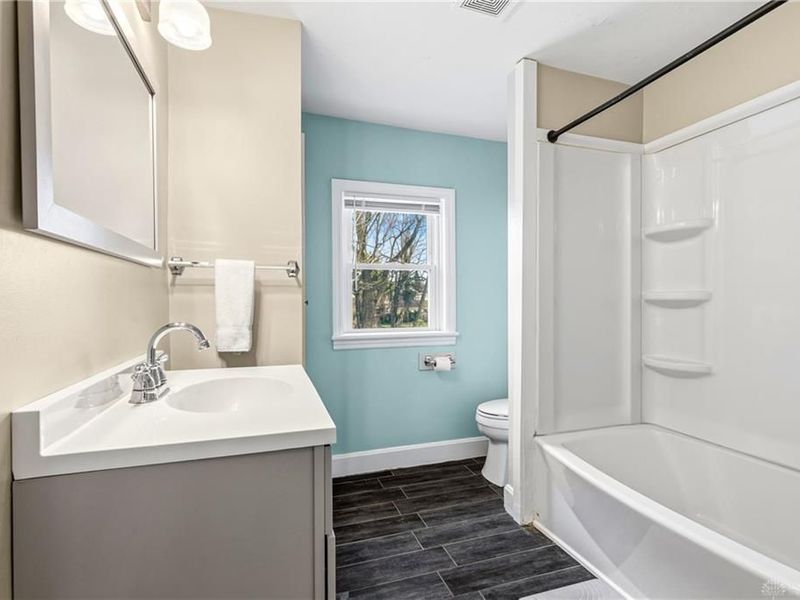 128 N Wall Street, Loveland, OH 45140 Photo 23