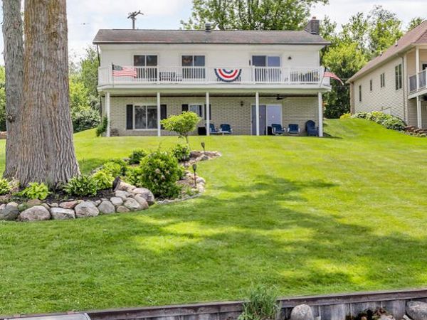 11786 E Sauk Trail, Jerome, MI 49249