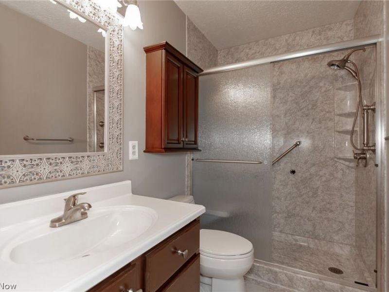 133 Hampshire Cove, Painesville Township, OH 44077 Photo 16