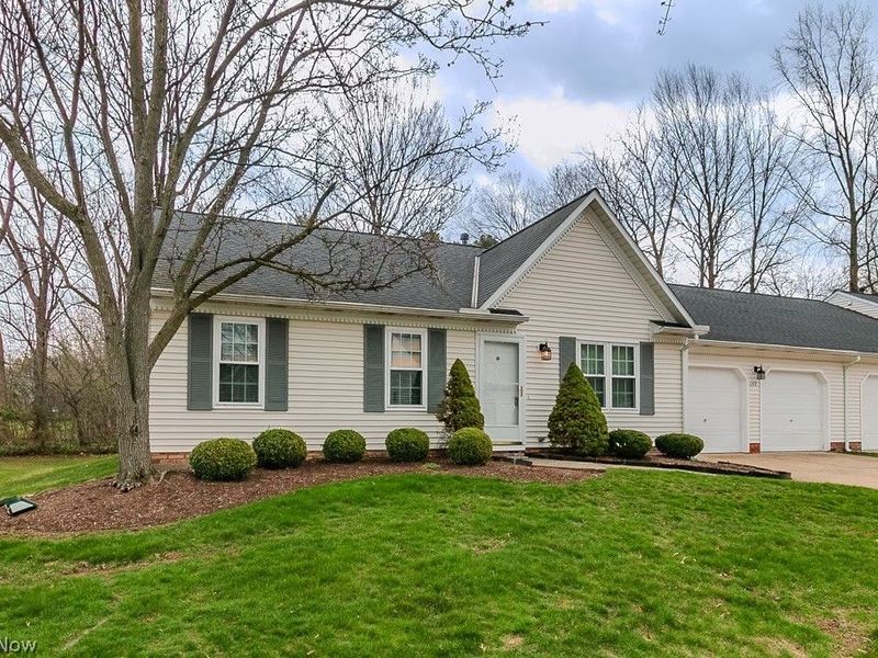 133 Hampshire Cove, Painesville Township, OH 44077 Photo 2