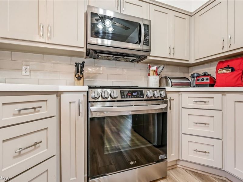 739 Sunset Drive, Lisbon, OH 44432 Photo 15