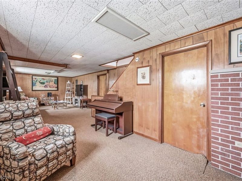 739 Sunset Drive, Lisbon, OH 44432 Photo 39