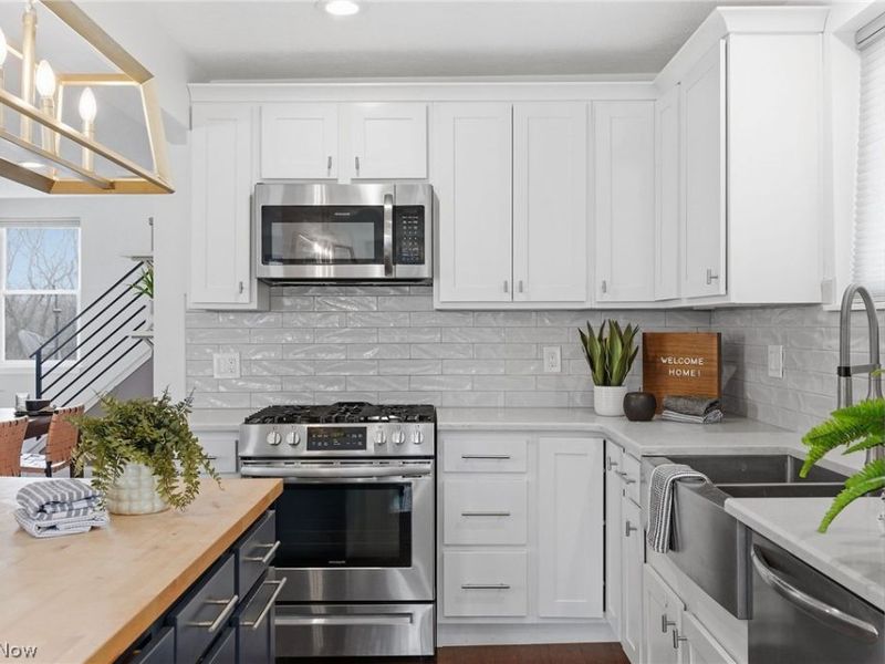 4311 Bailey Avenue, Cleveland, OH 44113 Photo 11