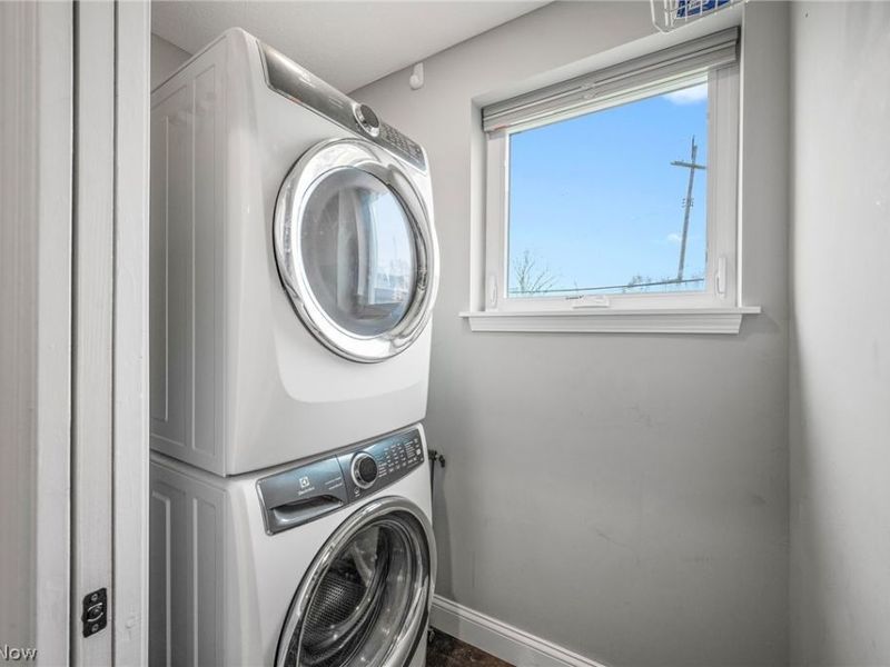 4311 Bailey Avenue, Cleveland, OH 44113 Photo 24