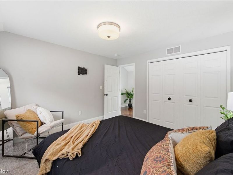 4311 Bailey Avenue, Cleveland, OH 44113 Photo 37