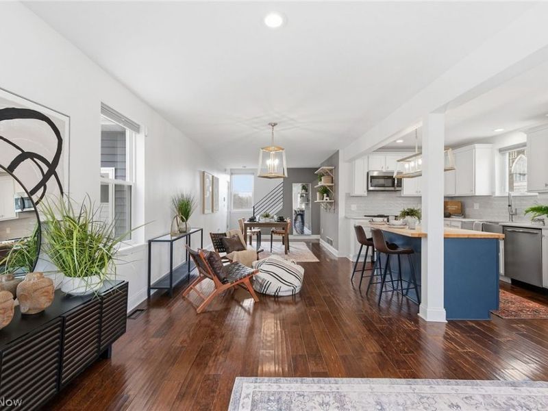 4311 Bailey Avenue, Cleveland, OH 44113 Photo 4